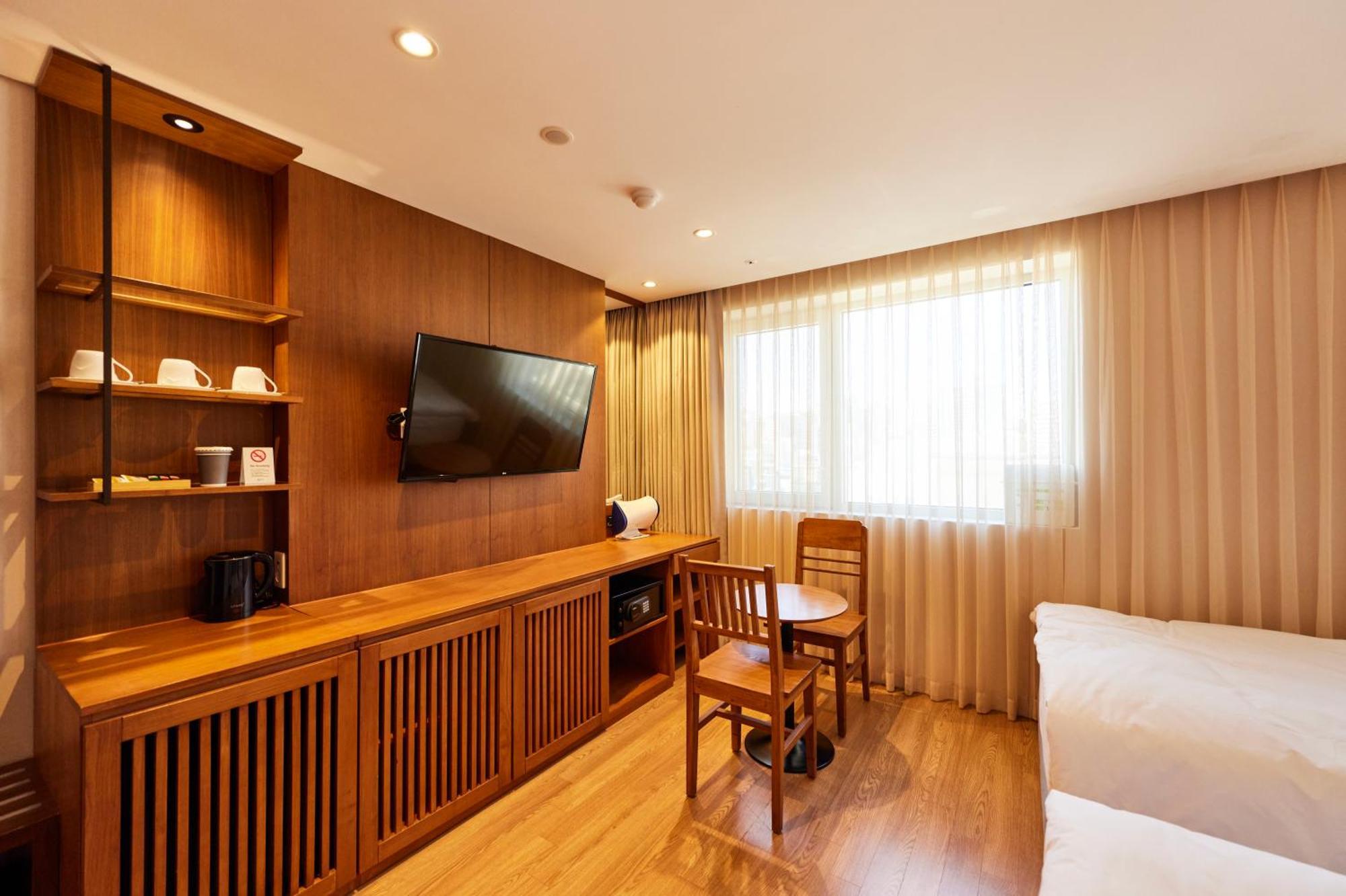 Uri& Hotel 4*
