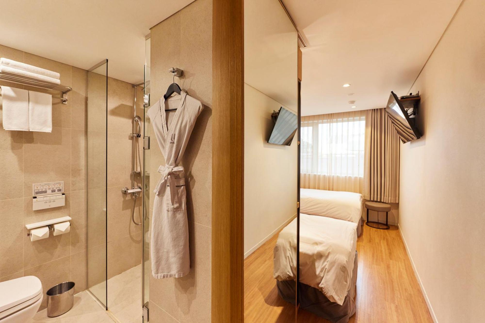 Uri& Hotel 4*