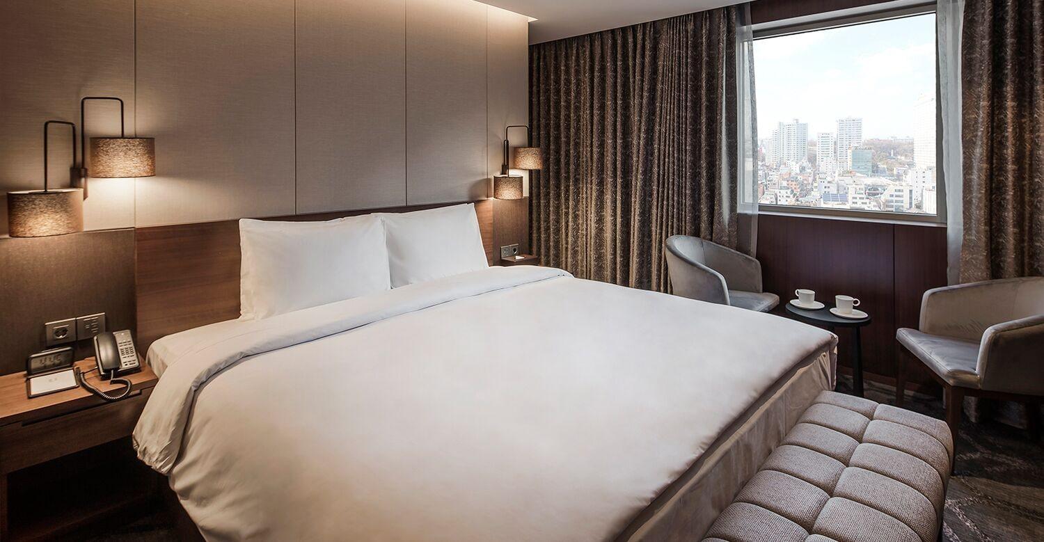 Uri& Hotel