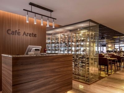 Hotel Uri& 4*